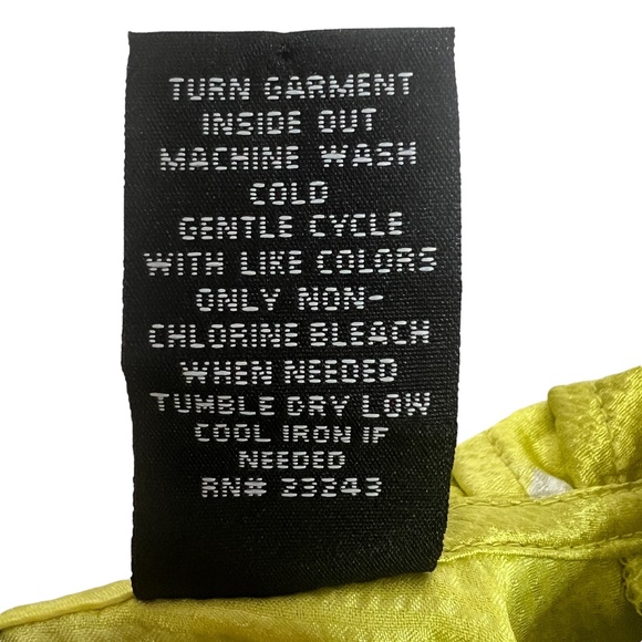 New York & Co Ruffle Front Sleeveless Blouse Geometric Corporate Regency Sz 14‎ - Picture 4 of 7